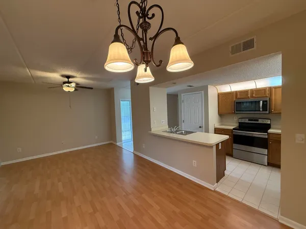 $1,400 | 47 Navarra Court, St. Augustine, FL 32086