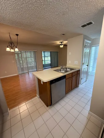 $1,400 | 47 Navarra Court, St. Augustine, FL 32086