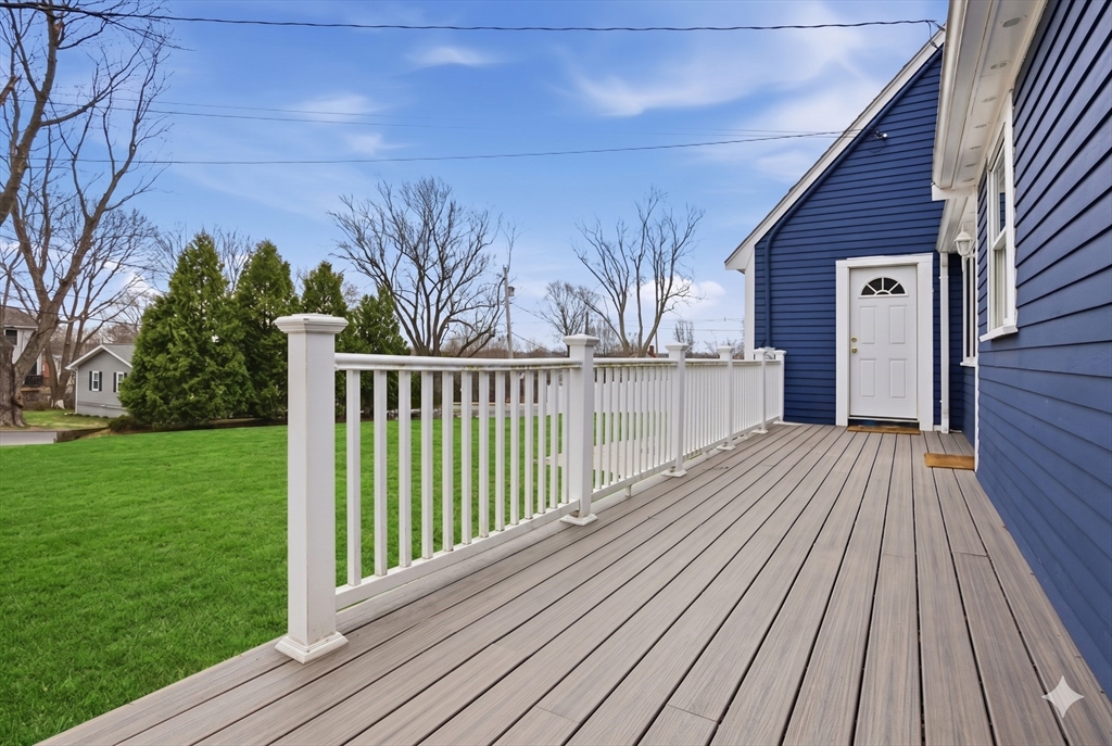 6 Cardinal Road Danvers, MA 01923 - Photo 2 of 36