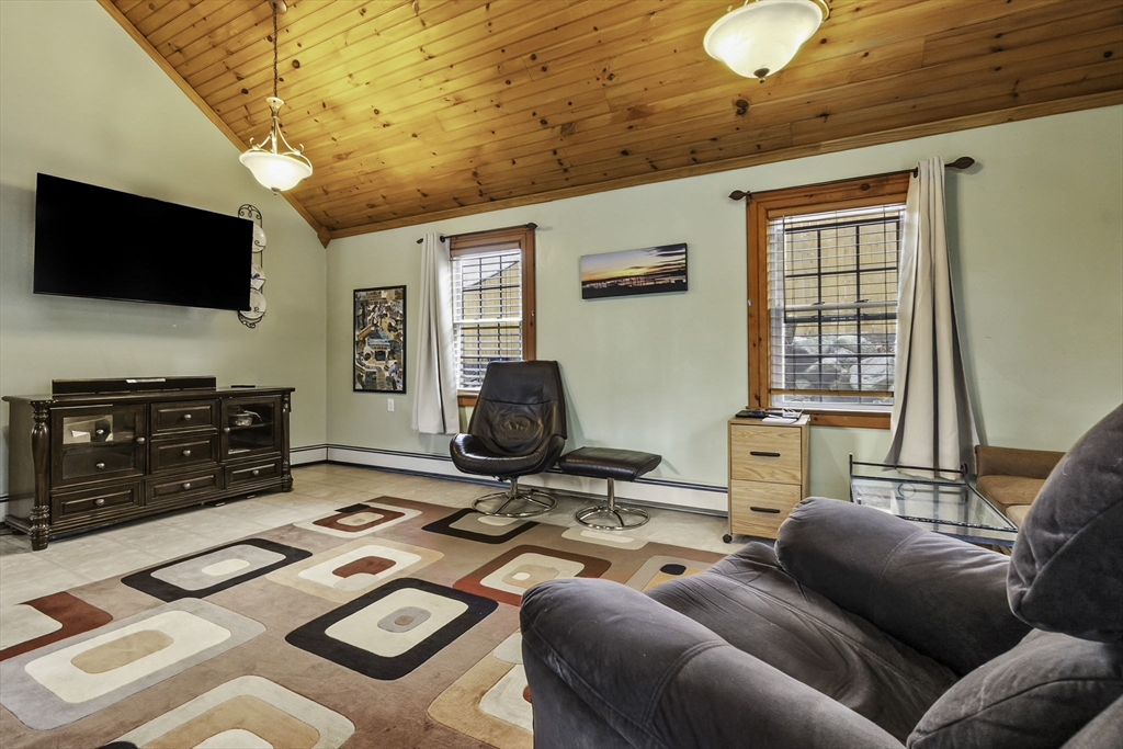 6 Cardinal Road Danvers, MA 01923 - Photo 21 of 36