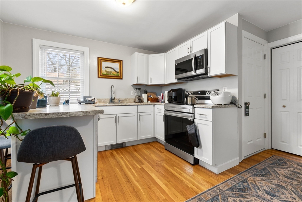 6 Cardinal Road Danvers, MA 01923 - Photo 6 of 36