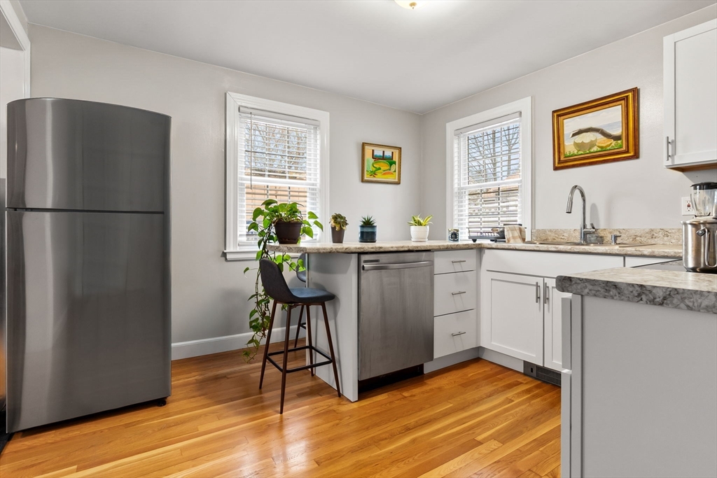 6 Cardinal Road Danvers, MA 01923 - Photo 8 of 36