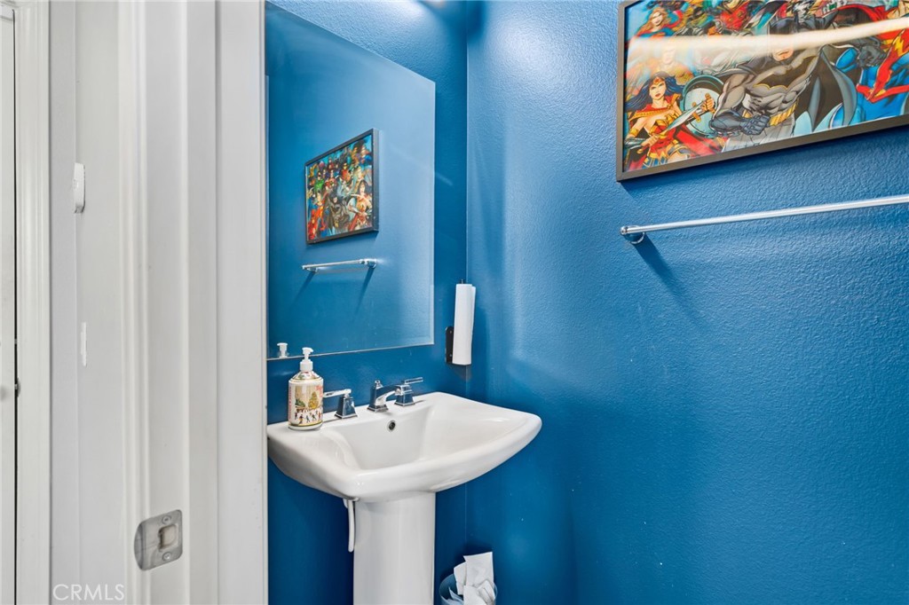 7819 Paxton Place Rancho Cucamonga, CA 91730 - Photo 8 of 44