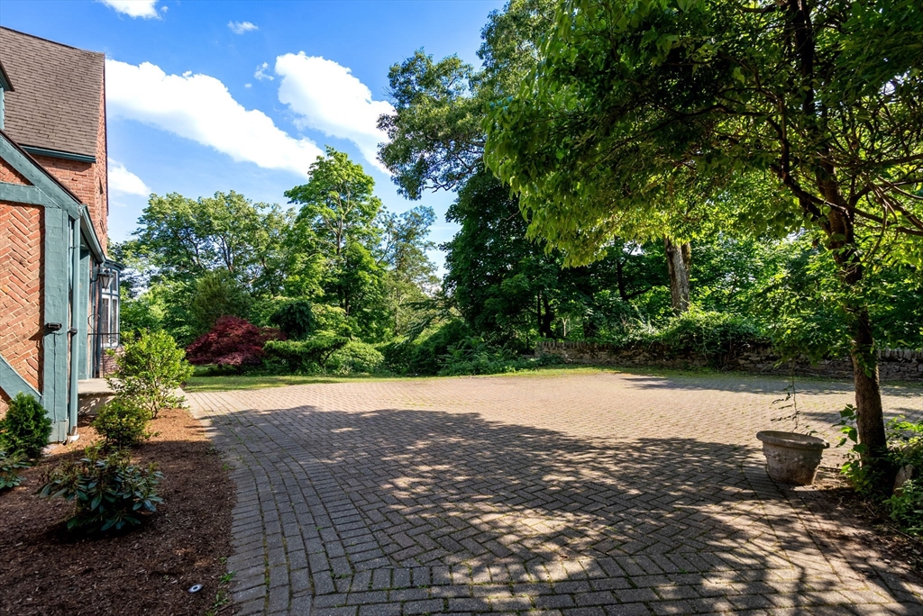 60 Wachusett Road Newton, MA 02467 - Photo 40 of 42