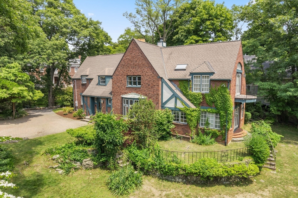 60 Wachusett Road Newton, MA 02467 - Photo 6 of 42