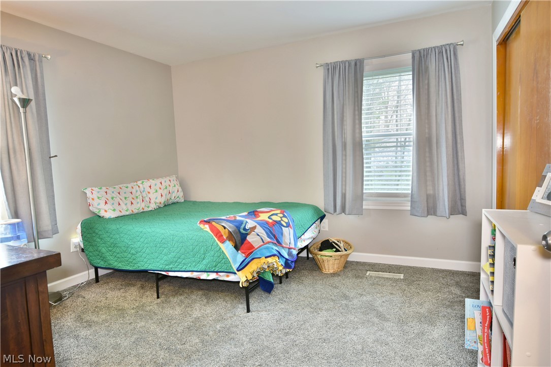915 Perkins Jones Road Northeast Warren, OH 44483 - Photo 22 of 35 Gallery Image 22