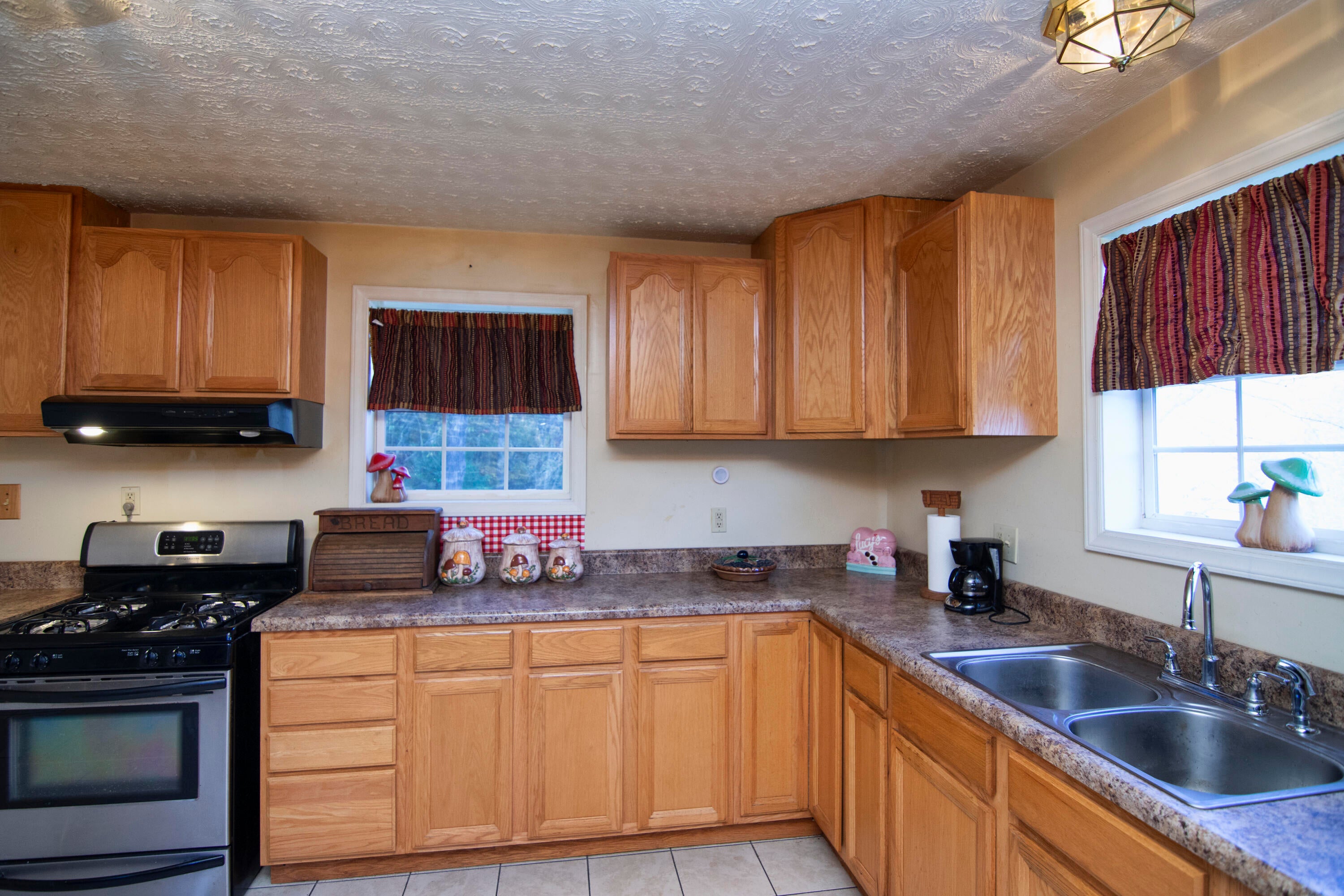 1674 Snake Run Road Alderson, WV 24910 - Photo 14 of 65 Gallery Image 14
