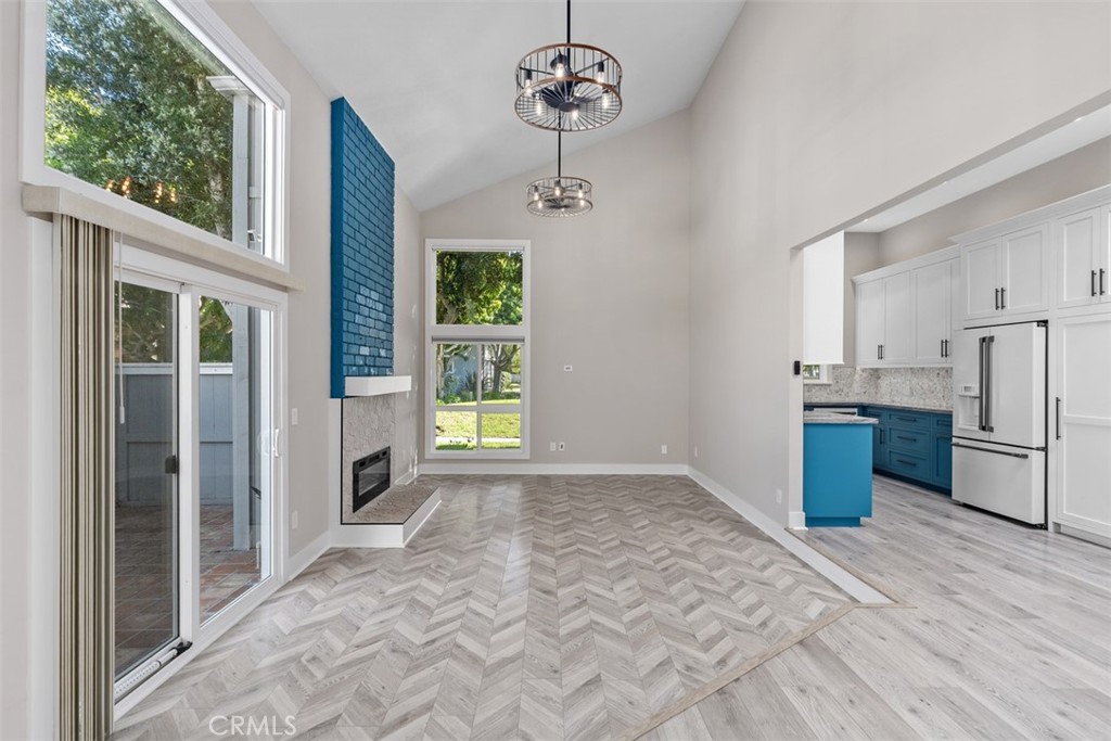 4482 Shorebird Street Huntington Beach, CA 92649 - Photo 12 of 55 Exremely Large Open Living/Dining/Kitchen