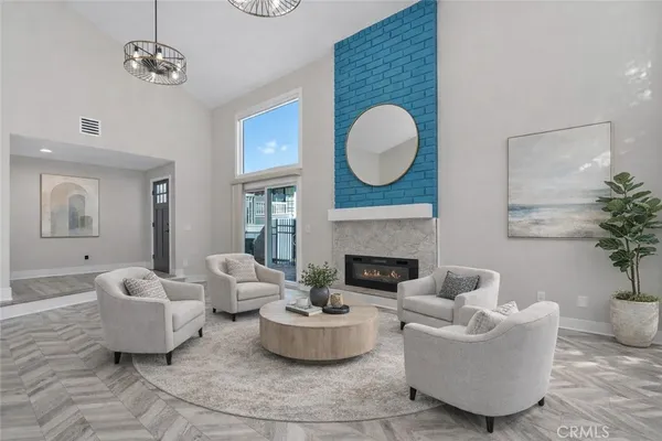 $1,099,000 | 4482 Shorebird Street, Huntington Beach, CA 92649