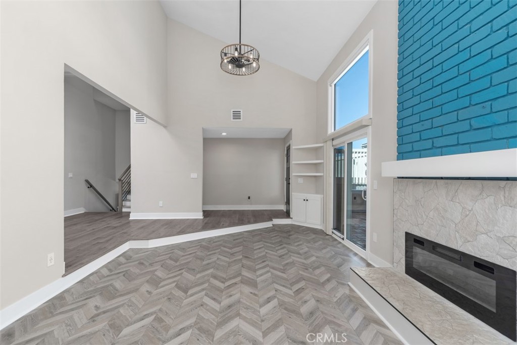 4482 Shorebird Street Huntington Beach, CA 92649 - Photo 18 of 55 Exremely Large Open Living/Dining/Kitchen