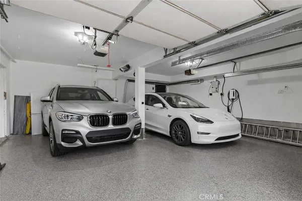 $1,099,000 | 4482 Shorebird Street, Huntington Beach, CA 92649