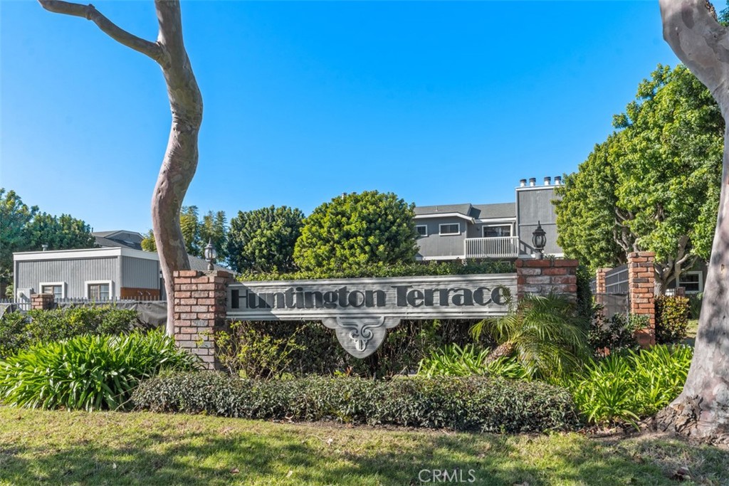 4482 Shorebird Street Huntington Beach, CA 92649 - Photo 56 of 56 Huntington Terrace