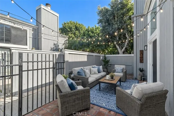 $1,099,000 | 4482 Shorebird Street, Huntington Beach, CA 92649