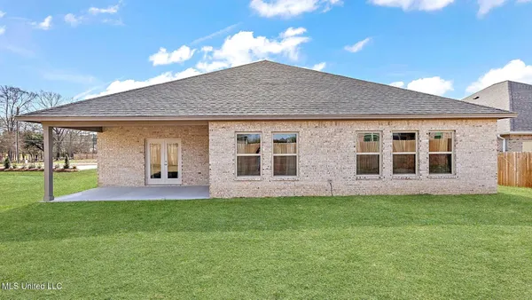 $447,400 | 607 South Coral Lane, Pearl, MS 39208