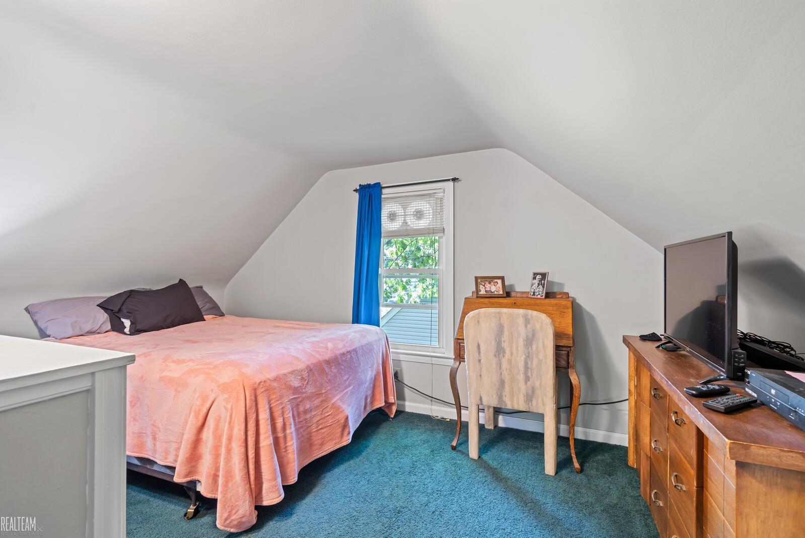 22416 Rausch Avenue Eastpointe, MI 48021 - Photo 23 of 42 50143694-33623095-d25a-4d9d-bd1e-9a3d0118e91b.JPG
