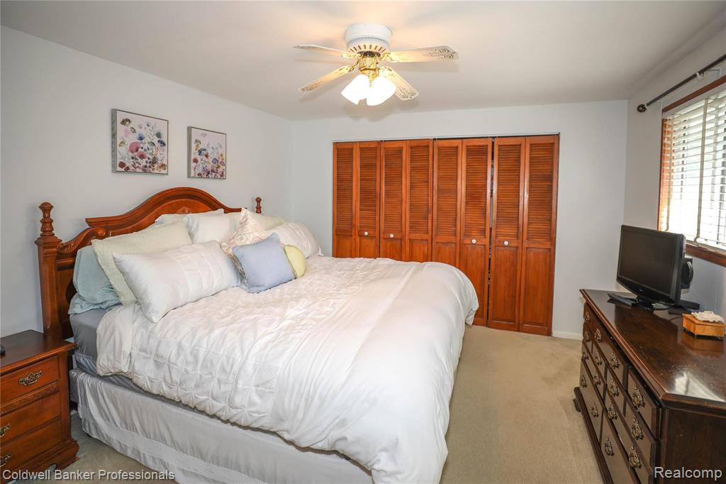 458 Moran Road Grosse Pointe Farms, MI 48236 - Photo 12 of 18