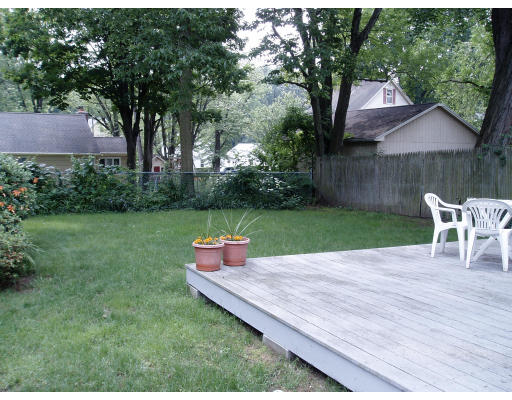 77 California Avenue Springfield, MA 01118 - Photo 11 of 12 Gallery Image 11