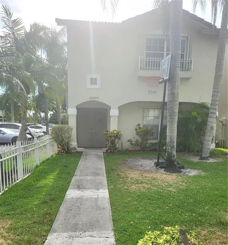 $449,950 | 10877 Northwest 8th Street, Pembroke Pines, FL 33026