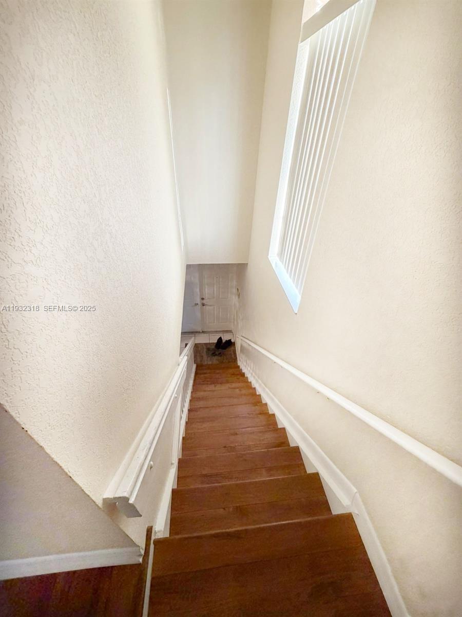 10877 Northwest 8th Street Pembroke Pines, FL 33026 - Photo 25 of 41