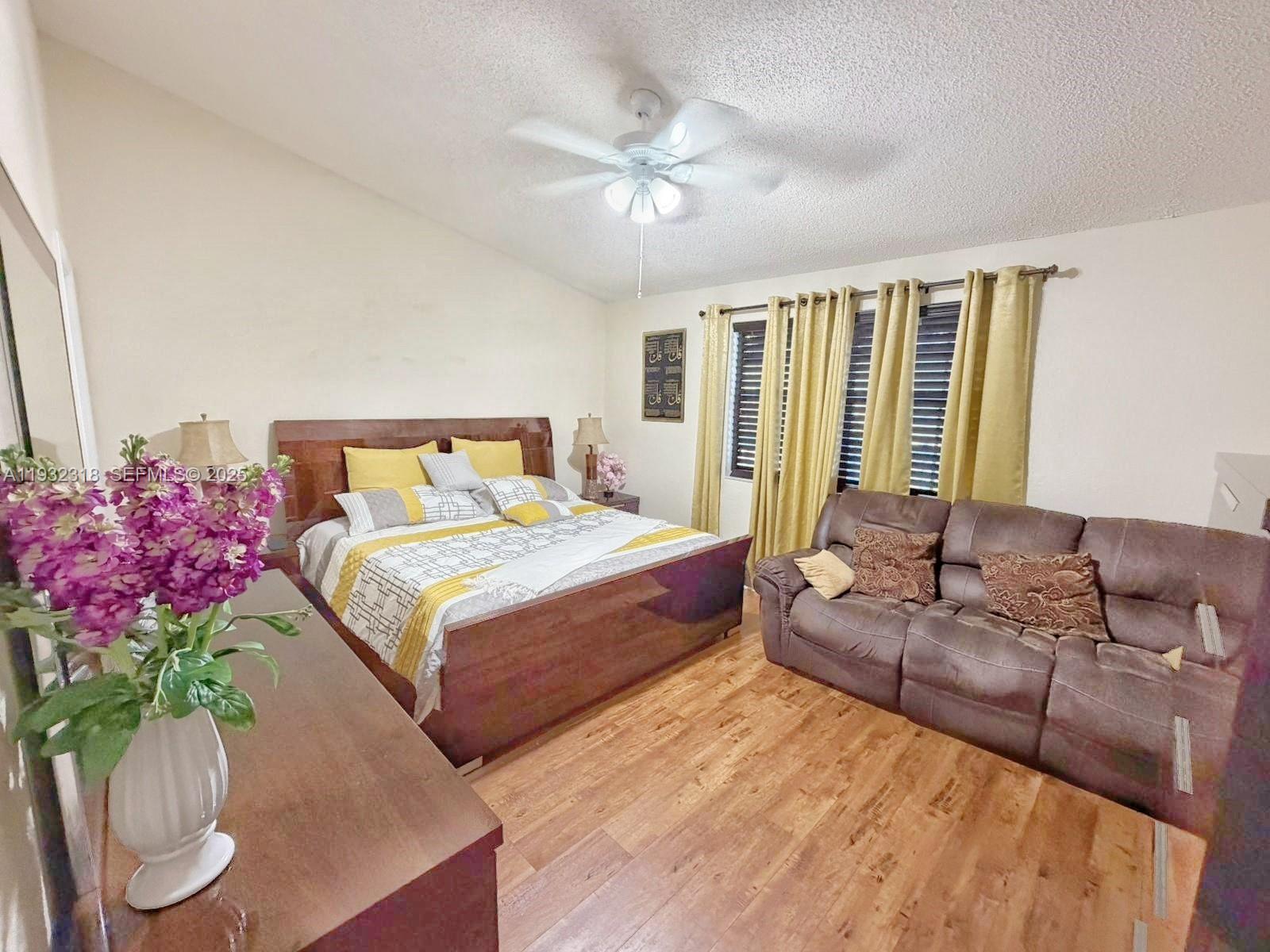 10877 Northwest 8th Street Pembroke Pines, FL 33026 - Photo 4 of 41