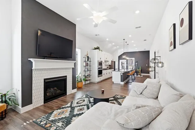 $2,850 | 2320 Stella Lane, Northlake, TX 76247