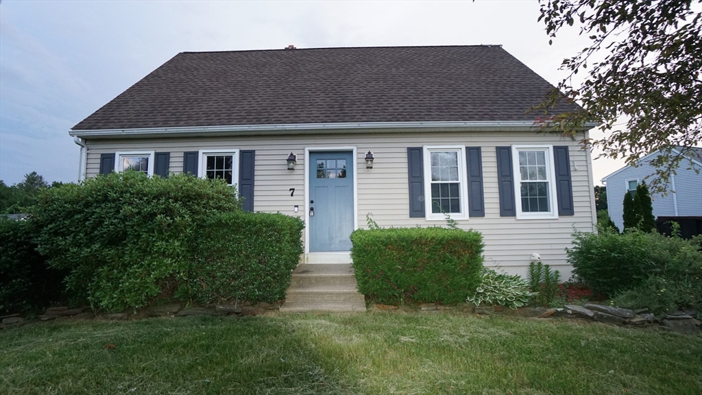 7 Rolling Ridge Road Rutland, MA 01543 - Photo 2 of 23