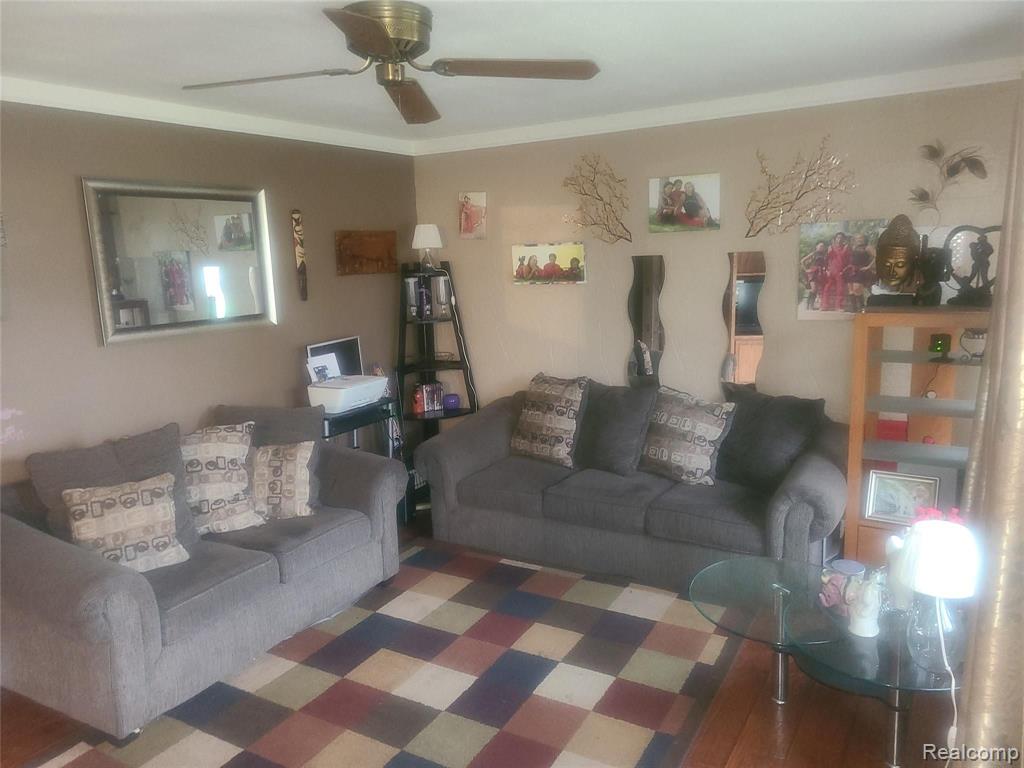 536 South Henry Ruff Road Westland, MI 48186 - Photo 2 of 16