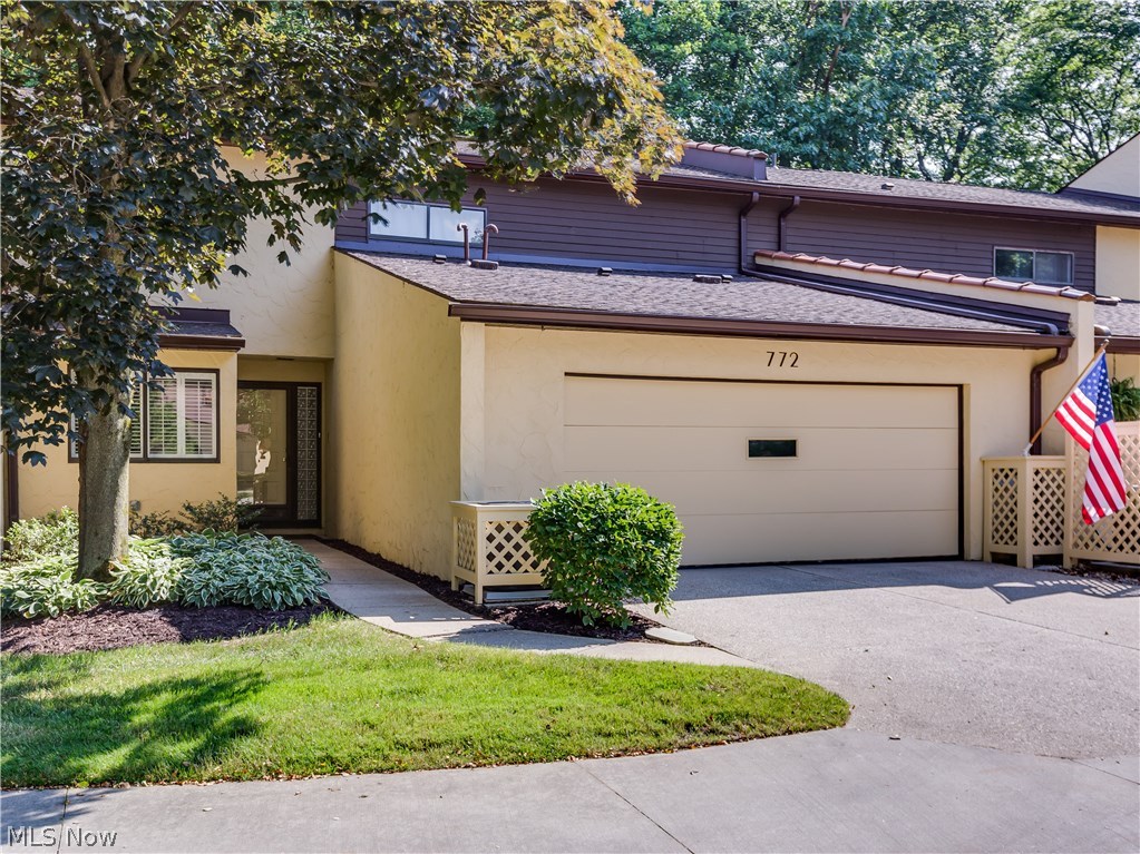 772 Hampton Ridge Drive Akron, OH 44313 - Photo 1 of 34 Gallery Image 1