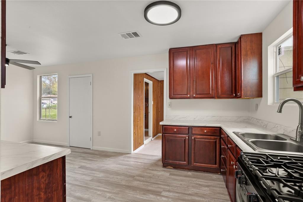 508 Luling Avenue Luling, LA 70070 - Photo 5 of 13 Gallery Image 5