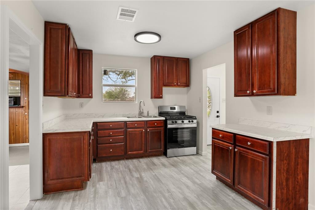 508 Luling Avenue Luling, LA 70070 - Photo 6 of 13 Gallery Image 6