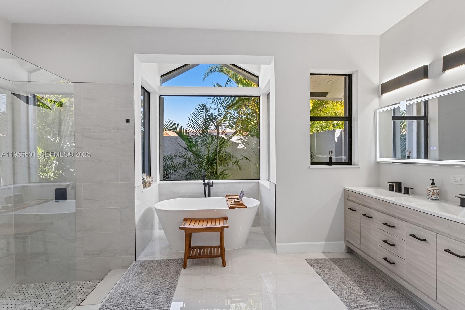 10122 Canoe Brook Circle Boca Raton, FL 33498 - Photo 15 of 37