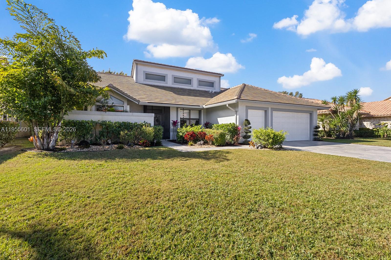 10122 Canoe Brook Circle Boca Raton, FL 33498 - Photo 2 of 37