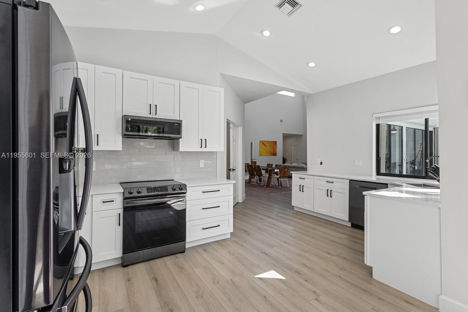 10122 Canoe Brook Circle Boca Raton, FL 33498 - Photo 28 of 37