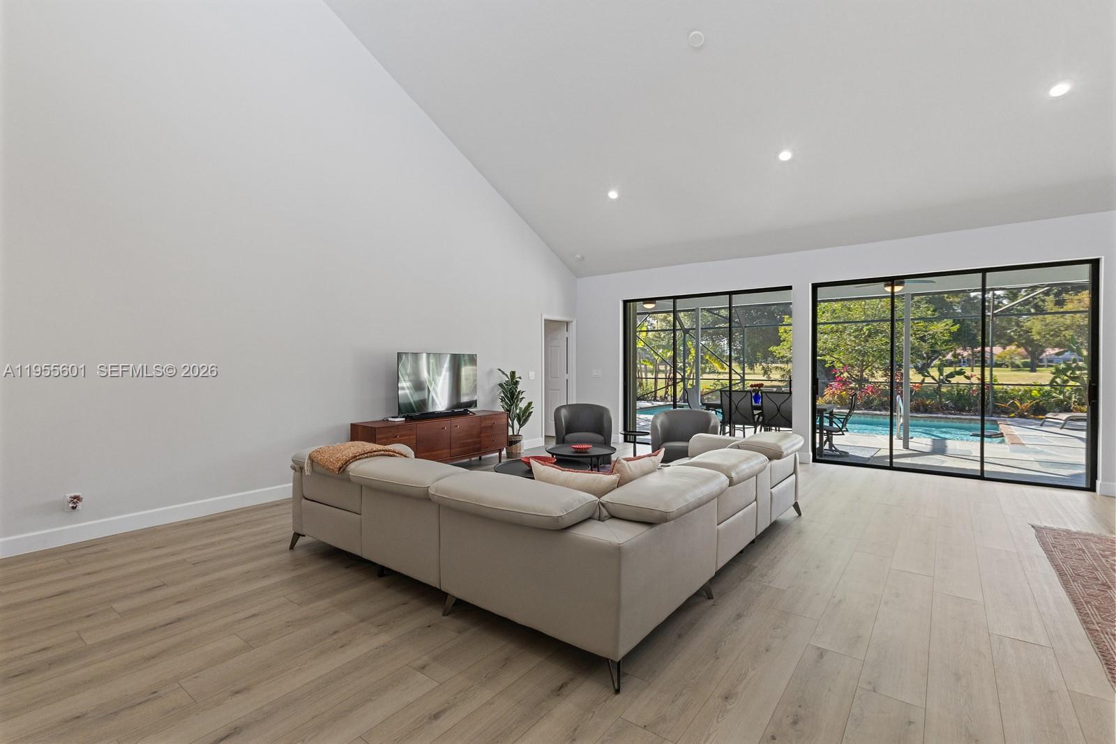 10122 Canoe Brook Circle Boca Raton, FL 33498 - Photo 33 of 37