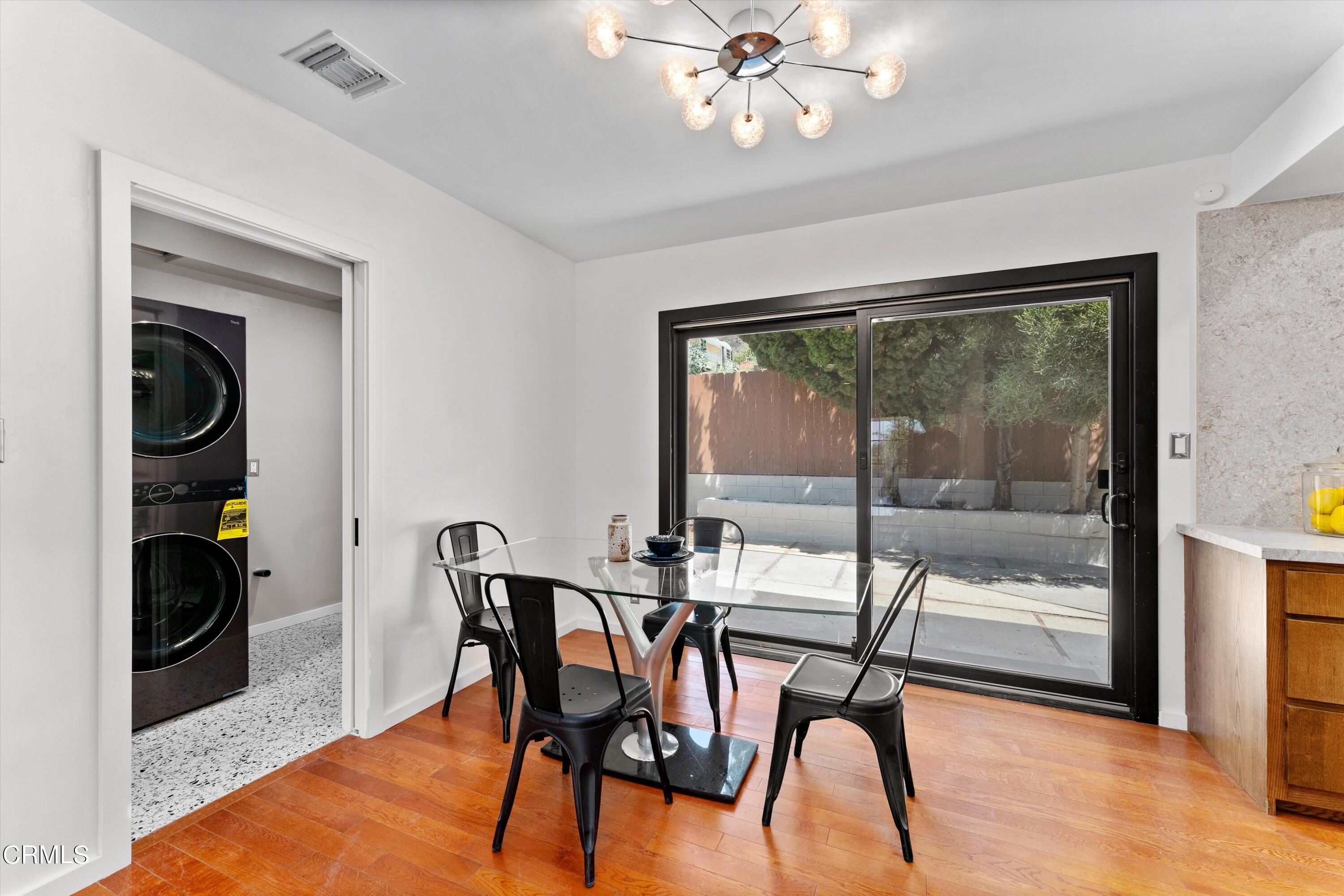 235 Taos Road Altadena, CA 91001 - Photo 12 of 28 22-JUN09847