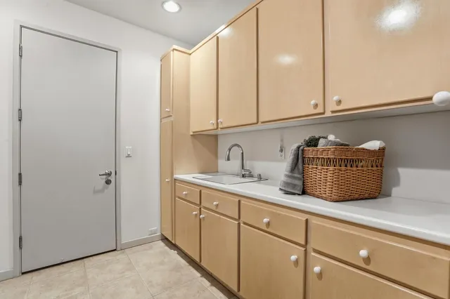 $1,495,000 | 1957 Empire Oaks Court, Gold River, CA 95670