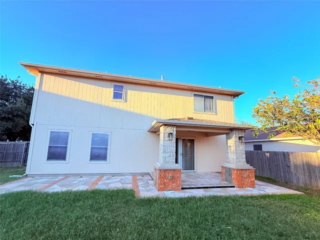 $1,950 | 102 Brentwood Drive, Leander, TX 78641