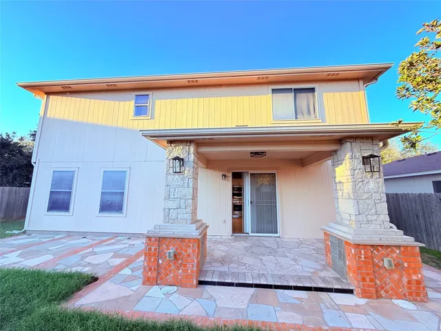 $1,950 | 102 Brentwood Drive, Leander, TX 78641