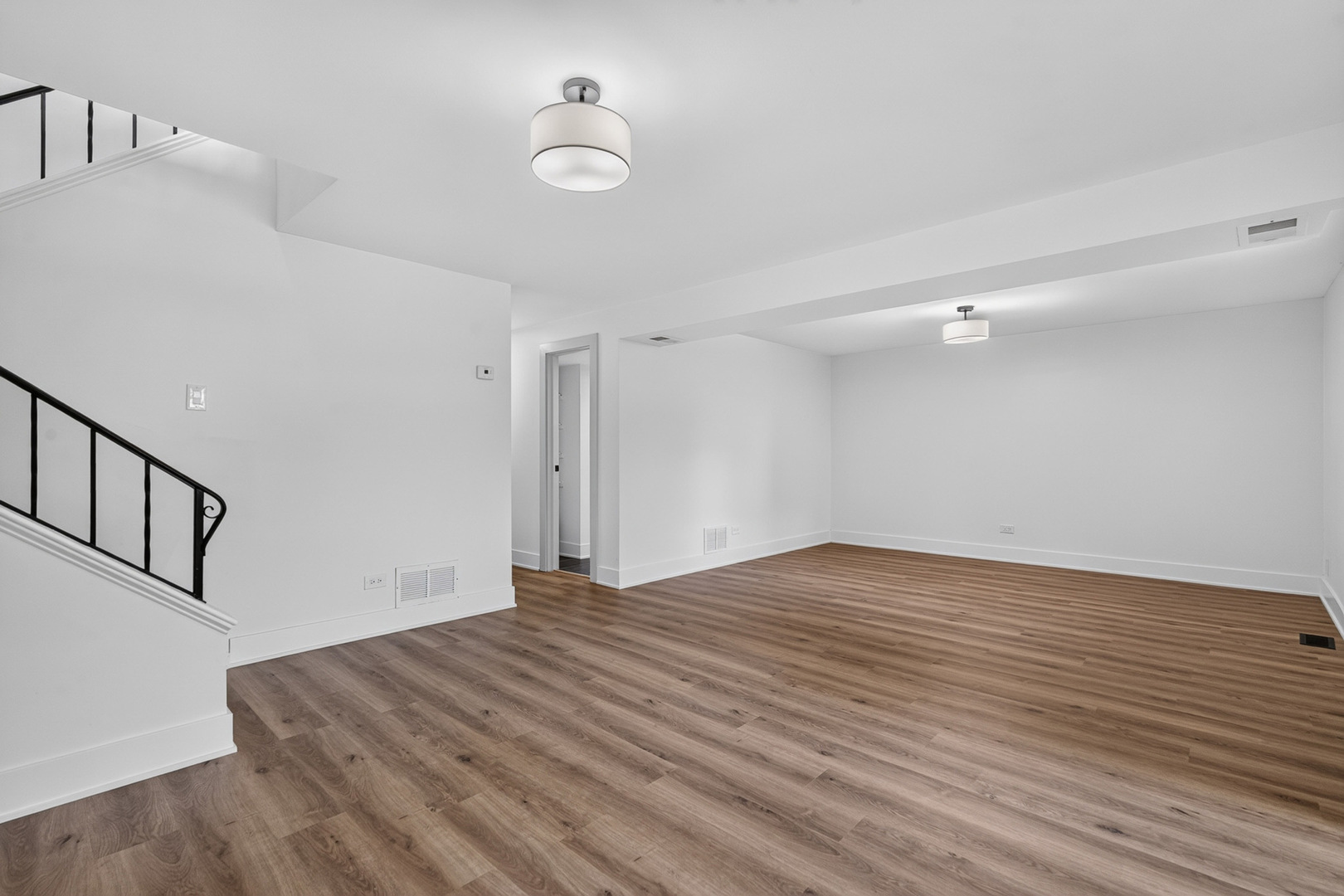 405 West Newport Road Hoffman Estates, IL 60169 - Photo 21 of 30
