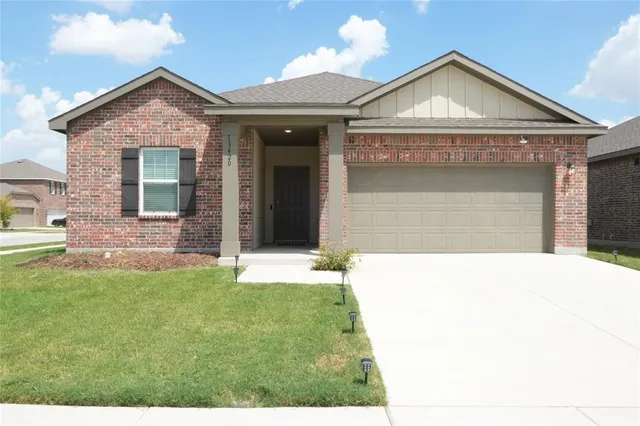 $2,300 | 13420 Hiskey Drive, Fort Worth, TX 76052