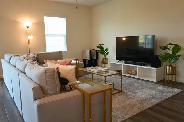 $2,300 | 13420 Hiskey Drive, Fort Worth, TX 76052