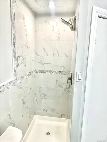 $829,000 | 137-49 231st Street | Laurelton