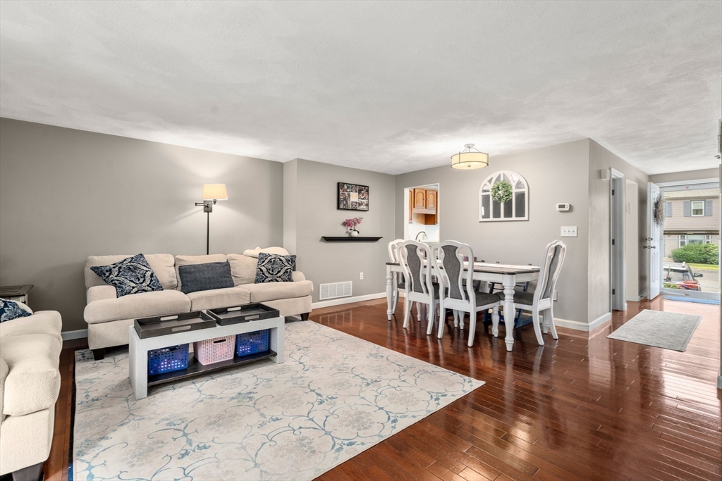 10 Oak Ridge Drive, Unit 5 Maynard, MA 01754 - Photo 3 of 25 Gallery Image 3