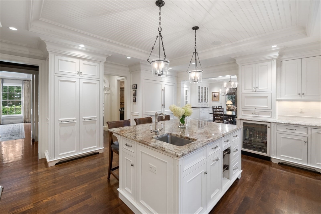 44 Whiting Road Wellesley, MA 02481 - Photo 19 of 42 Gallery Image 19