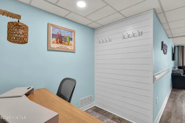 $2,000 | 901 South Lake Park Boulevard, Unit 304, Carolina Beach, NC 28428