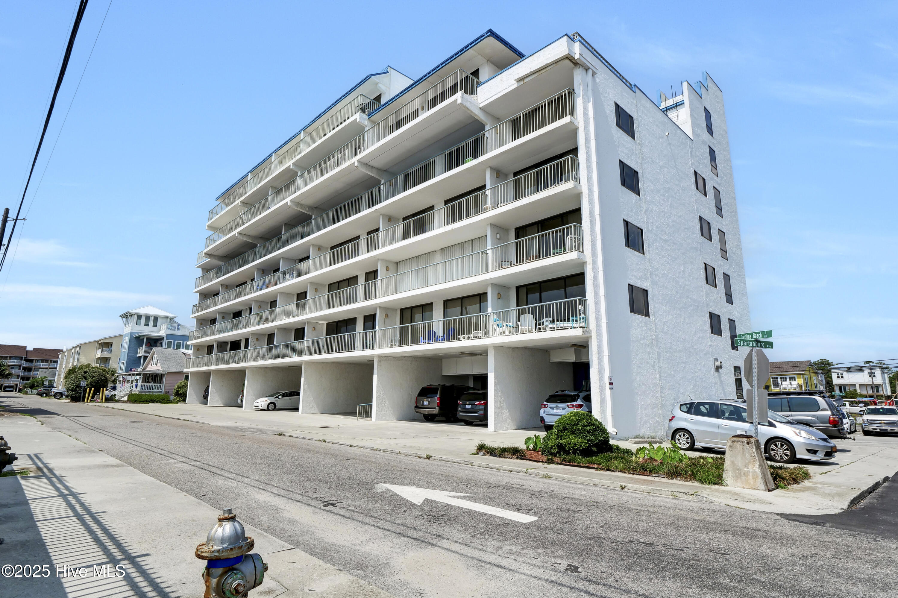 901 South Lake Park Boulevard, Unit 304 Carolina Beach, NC 28428 - Photo 22 of 24 P4288676