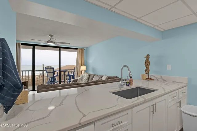 $2,000 | 901 South Lake Park Boulevard, Unit 304, Carolina Beach, NC 28428