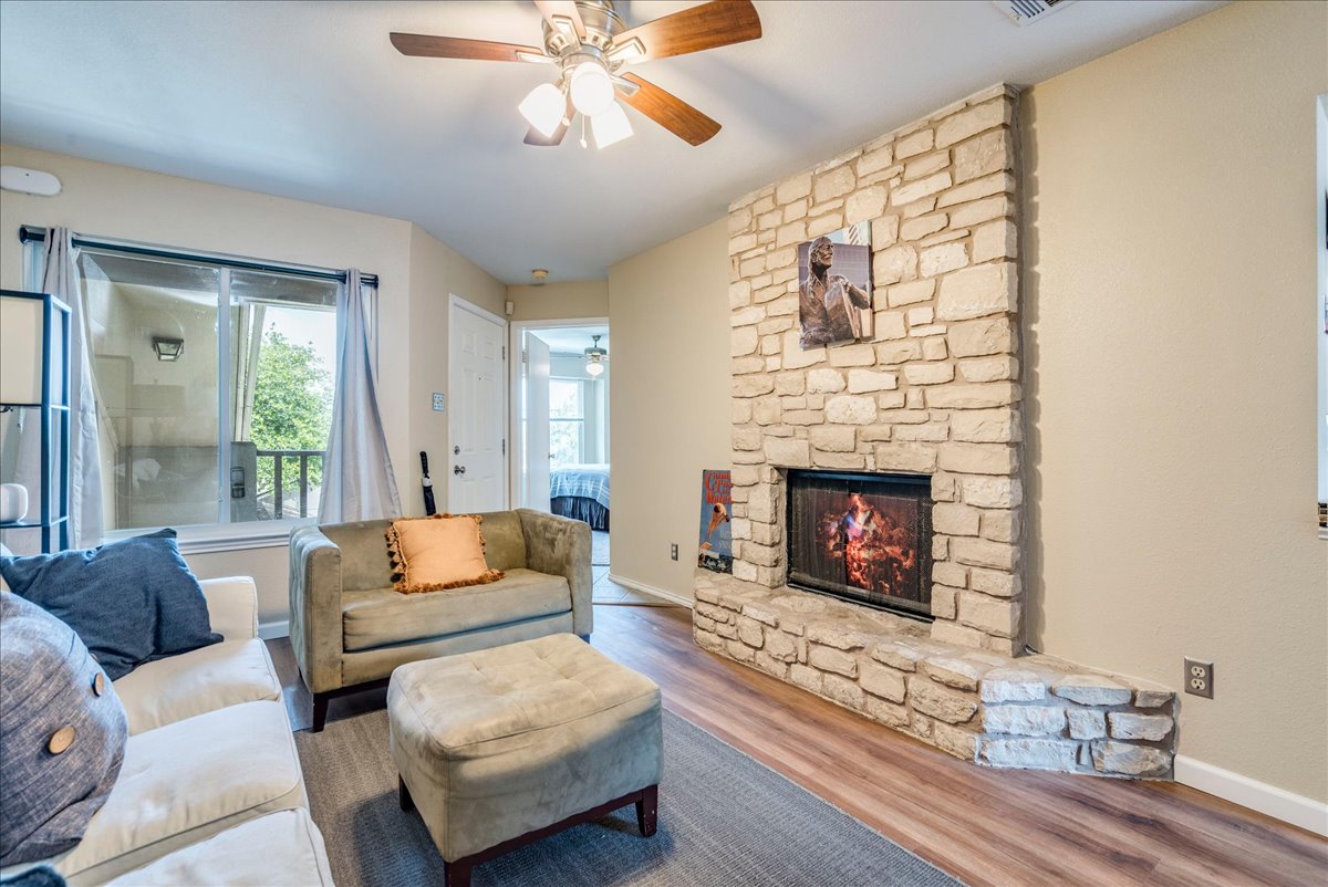 1720 Timber Ridge Road, Unit 166 Austin, TX 78741 - Photo 4 of 25