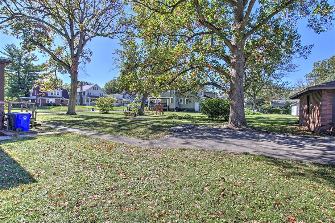 465 South Mc Clellan Avenue Decatur, IL 62522 - Photo 35 of 36