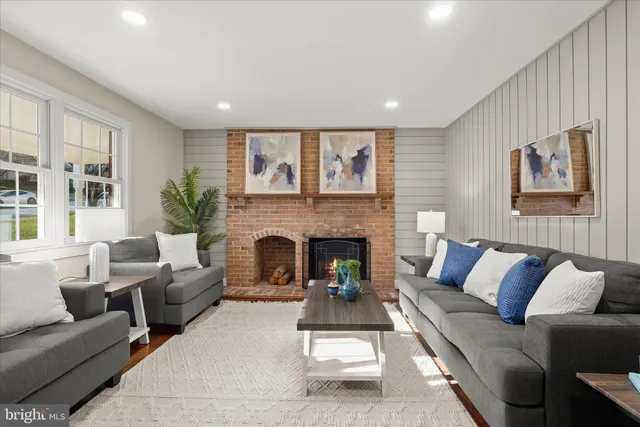 $600,000 | 1018 Saxon Hill Drive, Cockeysville, MD 21030